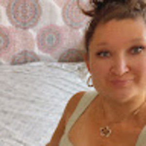 Meet your Posher, Yana